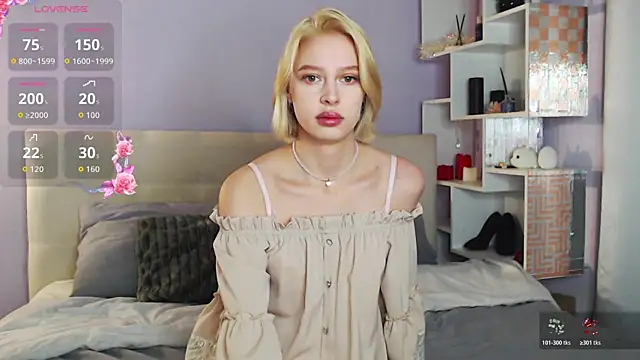 White Lioness online show from 11/30/25, 04:08