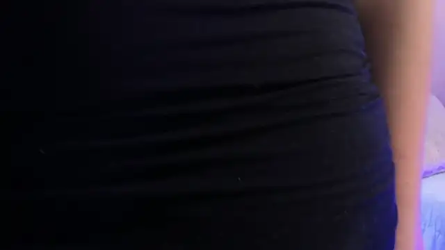 naomiii   online show from 01/07/26, 11:37