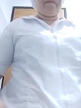  Prinscarlet  online show from 10/05/25, 04:53