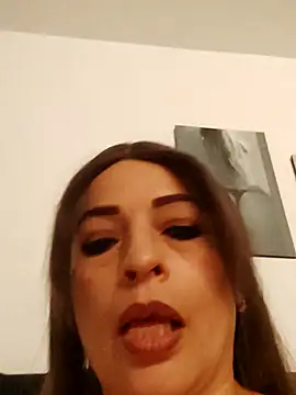  Prinscarlet  online show from 03/23/25, 05:21