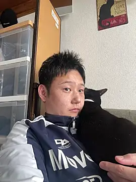 tuki fu online show from 03/08/25, 05:38