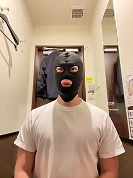 Snapshot of Ash_zzz chatting on 03/17/25, 01:29 Ash zzz online show from 03/17/25, 01:29