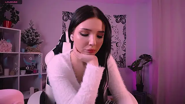 Snapshot of EmmaKeam chatting on 01/09/25, 06:38 EmmaKeam online show from 01/09/25, 06:38