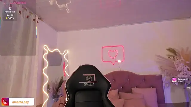 Amara tay online show from 12/22/25, 07:14