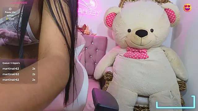 Snapshot of Jazmin_tay chatting on 03/14/25, 01:27 Jazmin tay online show from 03/14/25, 01:27