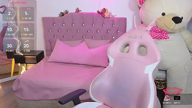 Snapshot of Jazmin_tay chatting on 03/11/25, 01:26 Jazmin tay online show from 03/11/25, 01:26