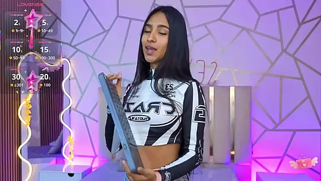 Snapshot of Jazmin_tay chatting on 09/10/25, 11:53 Jazmin tay online show from 09/10/25, 11:53