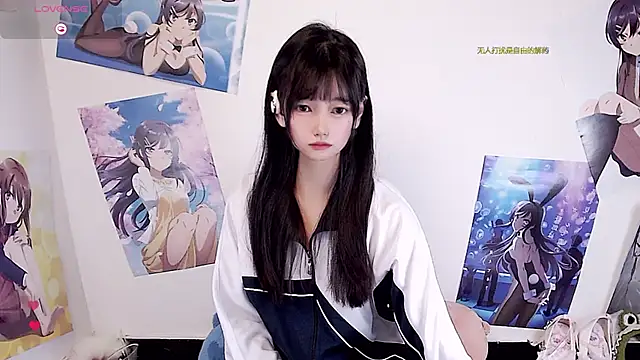 Snapshot of Xiaomi-Angela chatting on 04/13/26, 02:32 Xiaomi-Angela online show from 04/13/26, 02:32
