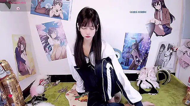 Snapshot of Xiaomi-Angela chatting on 04/06/26, 05:41 Xiaomi-Angela online show from 04/06/26, 05:41