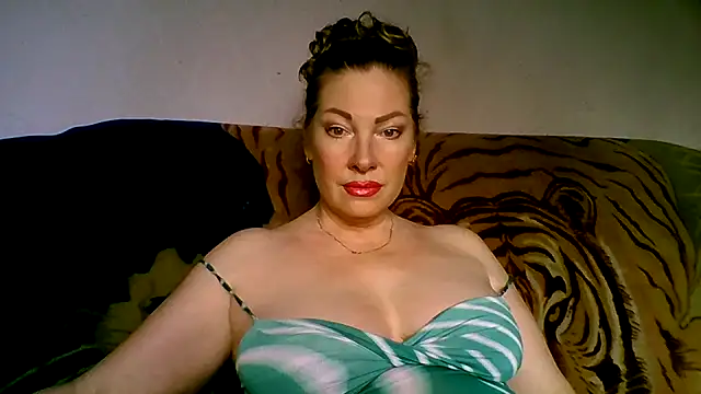 Snapshot of maritanna chatting on 06/24/26, 05:06 maritanna online show from 06/24/26, 05:06