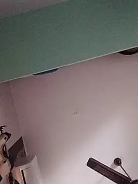 Snapshot of Yours_Radika chatting on 02/20/25, 05:01 Yours Radika online show from 02/20/25, 05:01