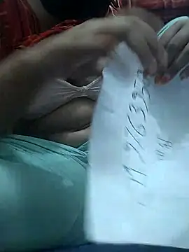 HenaAra online show from 03/04/26, 03:42