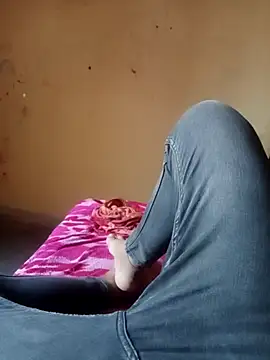 Surajpuja79 online show from 03/31/26, 08:27