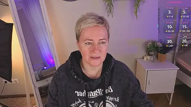 Nika Smit online show from 03/27/26, 10:27