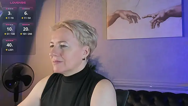 Nika Smit online show from 11/28/25, 09:31