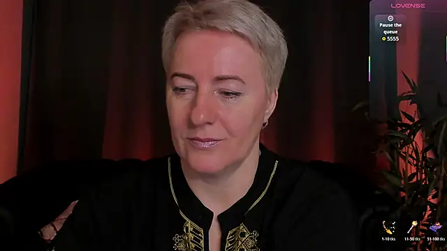 Nika Smit online show from 04/10/26, 05:14