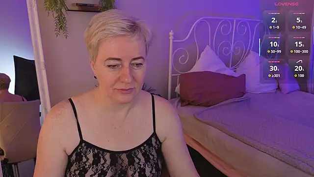 Nika Smit online show from 02/21/26, 05:42