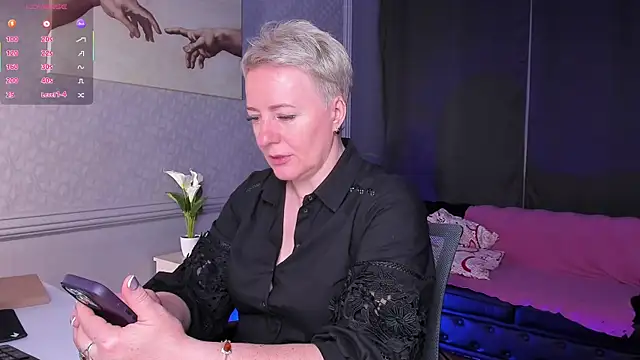 Snapshot of Nika_Smit chatting on 06/27/26, 07:03 Nika Smit online show from 06/27/26, 07:03