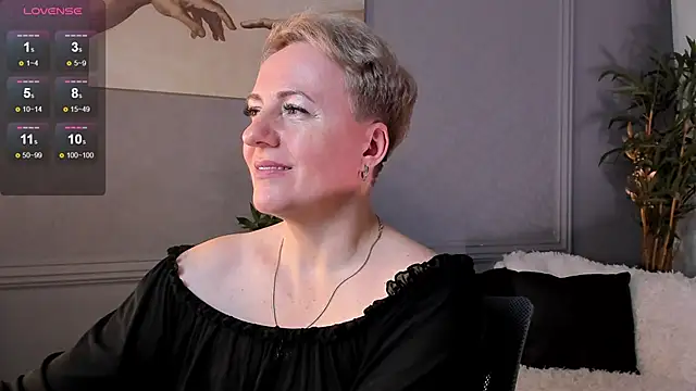 Nika Smit online show from 03/05/25, 08:32