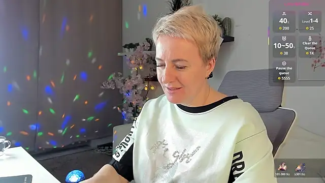 Nika Smit online show from 01/09/26, 11:06