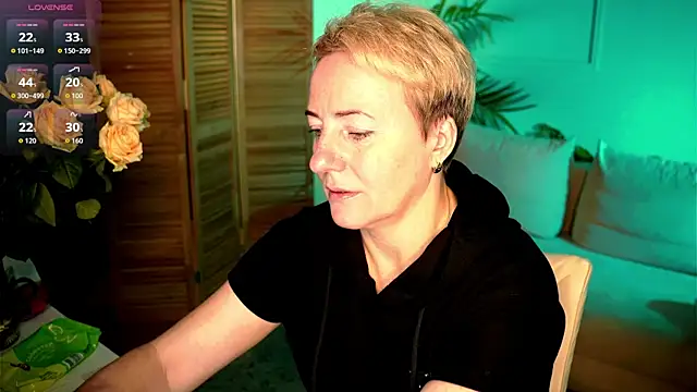 Nika Smit online show from 09/27/25, 05:24