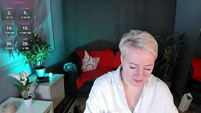 Nika Smit online show from 02/07/26, 05:37