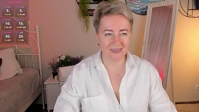 Snapshot of Nika_Smit chatting on 05/16/26, 05:28 Nika Smit online show from 05/16/26, 05:28