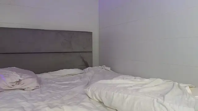 Megan Kira online show from 06/18/26, 10:31