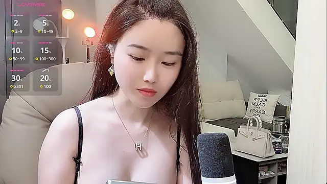 yoyo520- online show from 03/22/25, 11:31