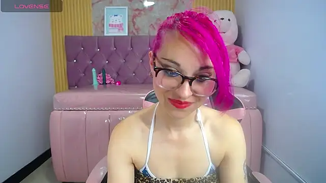 Snapshot of abril_ch_ chatting on 09/14/25, 11:43 abril ch online show from 09/14/25, 11:43