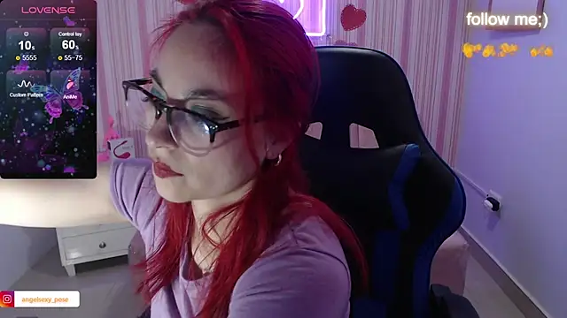 Snapshot of abril_ch_ chatting on 03/18/25, 11:00 abril ch online show from 03/18/25, 11:00