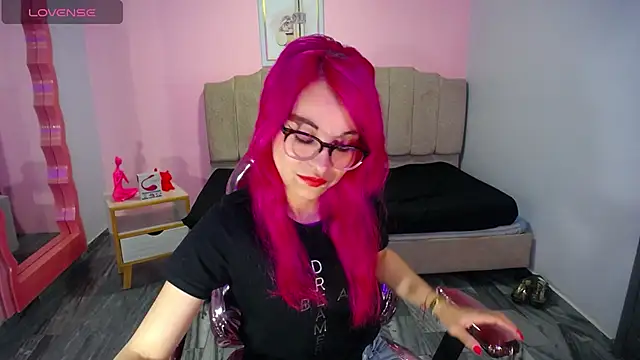Snapshot of abril_ch_ chatting on 09/11/25, 10:37 abril ch online show from 09/11/25, 10:37
