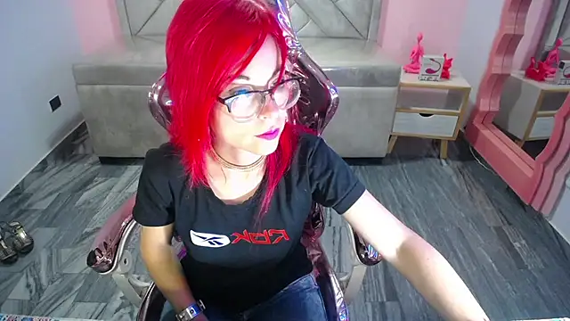 Snapshot of abril_ch_ chatting on 11/27/25, 10:48 abril ch online show from 11/27/25, 10:48