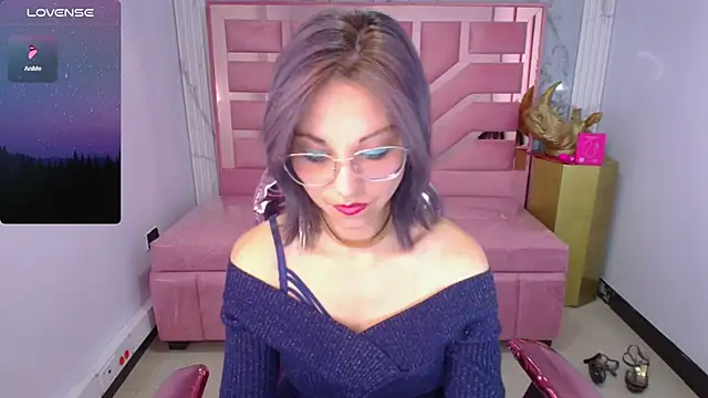 abril ch  online show from 03/28/26, 12:28