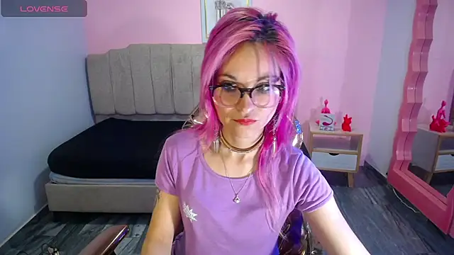 Snapshot of abril_ch_ chatting on 10/20/25, 10:49 abril ch online show from 10/20/25, 10:49