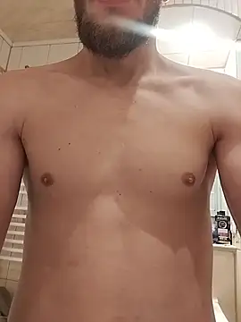 hoot denis28 online show from 11/30/25, 04:24