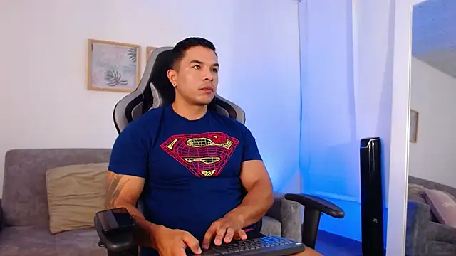 estebandelouis online show from 04/15/26, 11:05