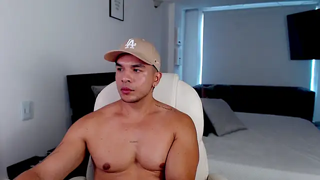 estebandelouis online show from 01/28/25, 12:32