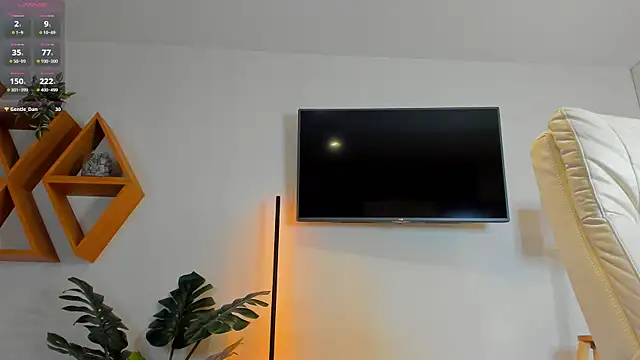 Hailey Green online show from 04/16/26, 09:39