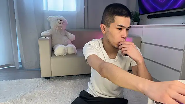 Dylan mercy online show from 03/03/25, 09:24