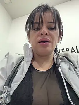 NATHALIA-28  online show from 05/06/26, 11:58