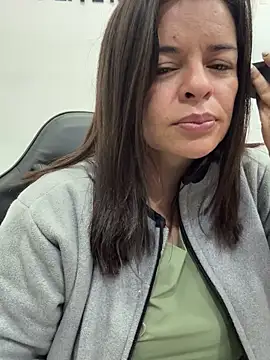 NATHALIA-28  online show from 04/18/26, 01:57
