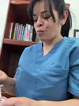 NATHALIA-28  online show from 05/11/26, 04:04