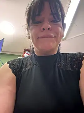 NATHALIA-28  online show from 05/02/26, 01:05