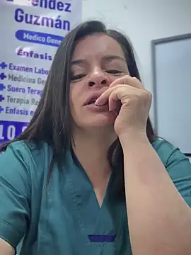 NATHALIA-28  online show from 03/06/26, 12:11
