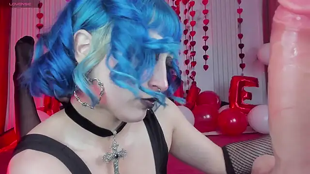 Snapshot of Blue_berry1 chatting on 02/16/25, 03:48 Blue berry1 online show from 02/16/25, 03:48