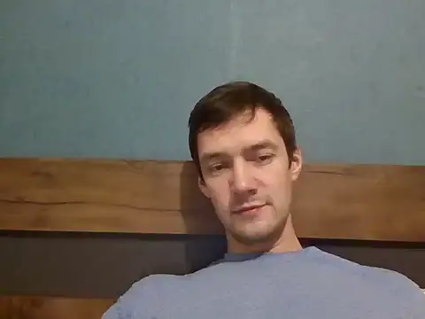 Snapshot of Stn91 chatting on 11/26/25, 08:20 Stn91 online show from 11/26/25, 08:20