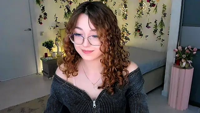 SereneFlame online show from 04/29/26, 05:30