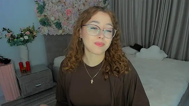 SereneFlame online show from 09/20/25, 04:23