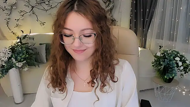 SereneFlame online show from 11/28/25, 04:07